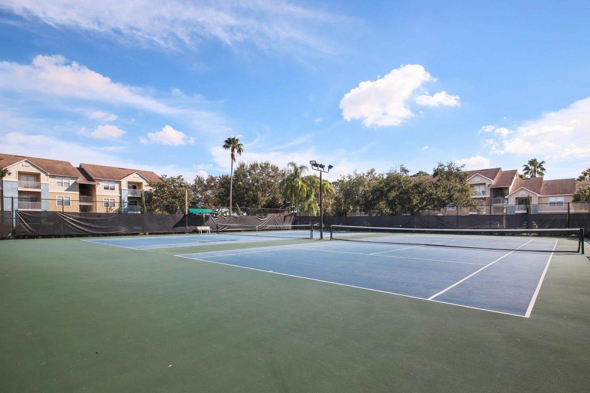 Beautiful 2Br W Balcony Pool Gym Tennis แบรเดนตัน ภายนอก รูปภาพ